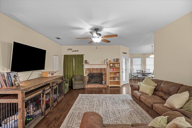 719 Stacie Lane, Seagoville, TX 75159