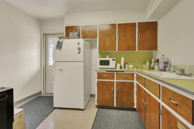 1311 W Main Street, Newark, OH 43055