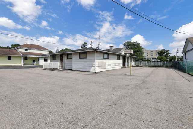 1311 W Main Street, Newark, OH 43055