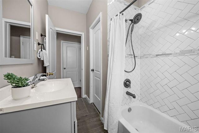 2965 Kincaid Avenue, St Louis, MO 63114