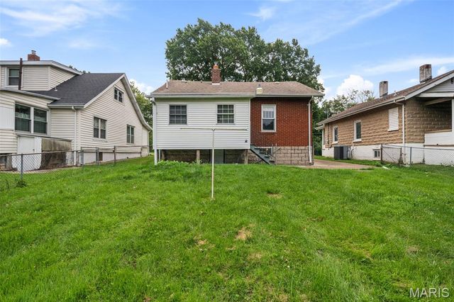 2965 Kincaid Avenue, St Louis, MO 63114