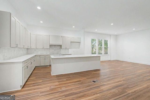 1514 Mercer Avenue, Atlanta, GA 30337