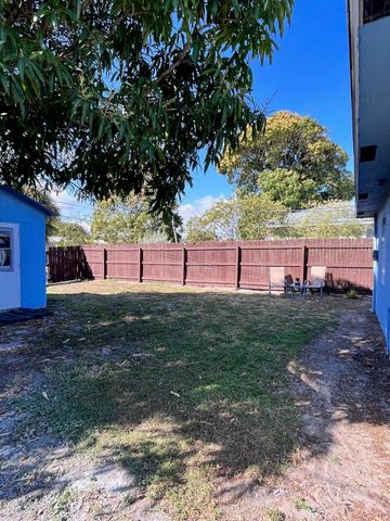 118 SW 12th Avenue, Delray Beach, FL 33444