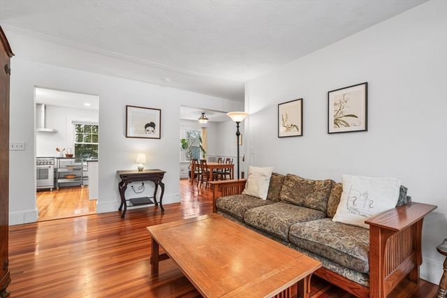 79 Bedford St 79, Lexington, MA 02420
