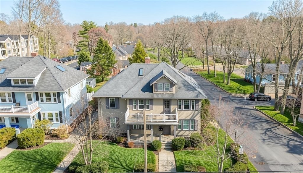 79 Bedford St 79, Lexington, MA 02420