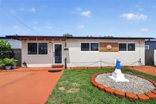 4585 E 9th Ln, Hialeah, FL 33013