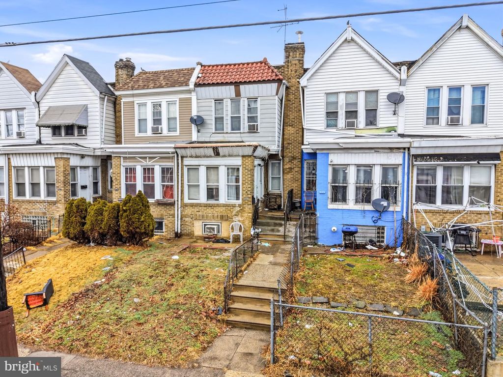 611 E WYOMING AVE, Philadelphia, PA 19120