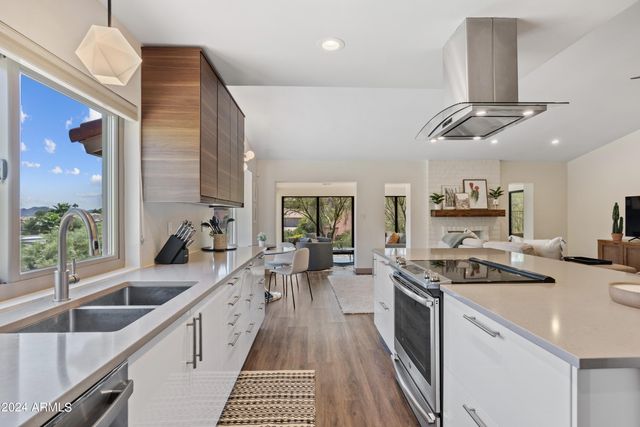 15829 E EL LAGO Boulevard, Fountain Hills, AZ 85268