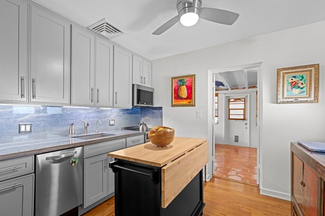 3221 Liddy Avenue, West Palm Beach, FL 33407