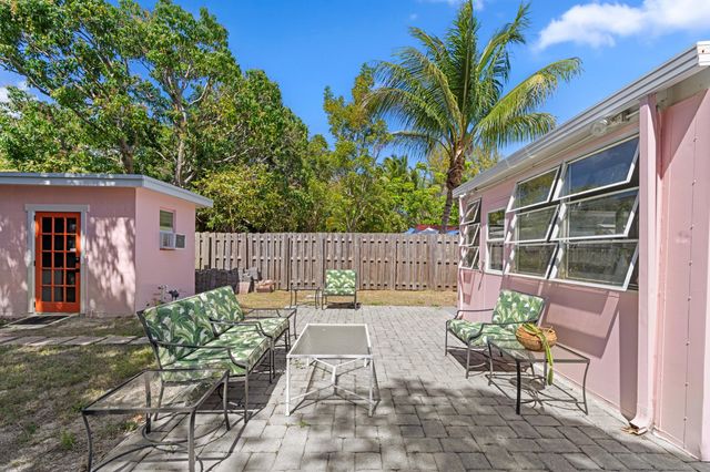 3221 Liddy Avenue, West Palm Beach, FL 33407