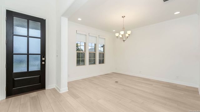 219 Kilmarnock, Boerne, TX 78015