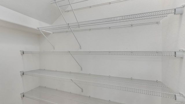 219 Kilmarnock, Boerne, TX 78015