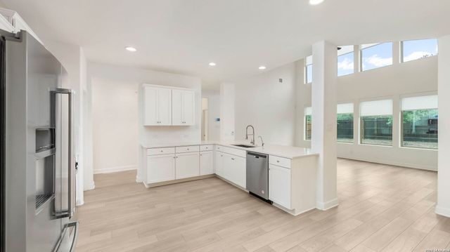 219 Kilmarnock, Boerne, TX 78015