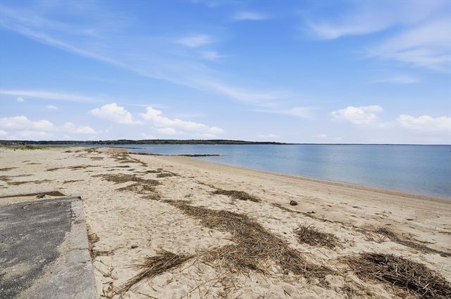 26 Bayview Street, Wareham, MA 02571