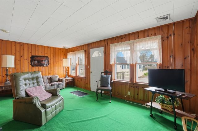 26 Bayview Street, Wareham, MA 02571