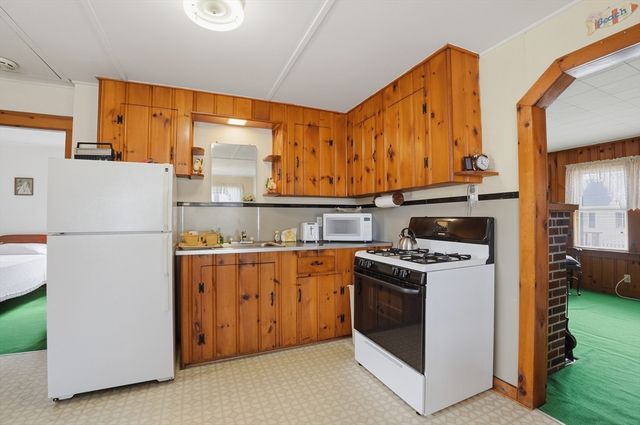 26 Bayview Street, Wareham, MA 02571