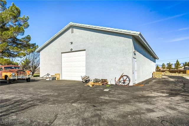 2060 Red Rock Drive, Pahrump, NV 89048