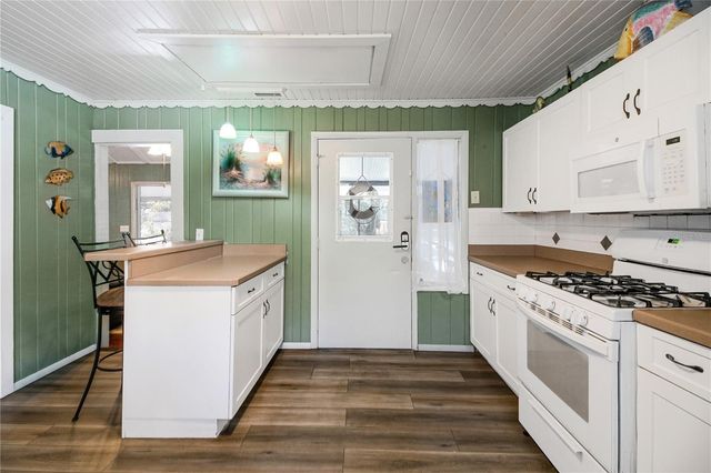 257 DESOTO AVENUE, De Leon Springs, FL 32130