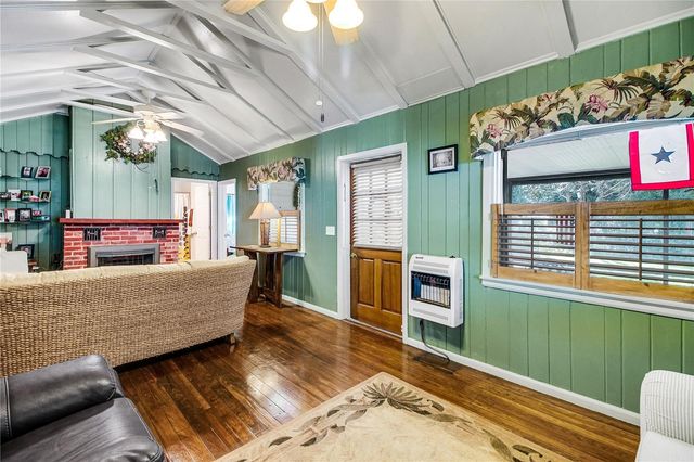 257 DESOTO AVENUE, De Leon Springs, FL 32130