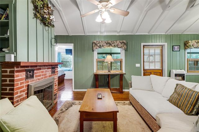 257 DESOTO AVENUE, De Leon Springs, FL 32130