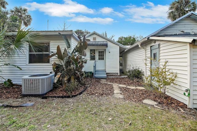 257 DESOTO AVENUE, De Leon Springs, FL 32130