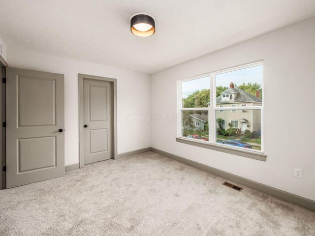 166 Wisconsin Avenue, Columbus, OH 43222