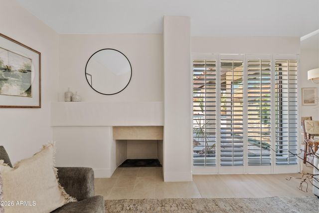 10008 E SUNNYSLOPE Lane, Scottsdale, AZ 85258