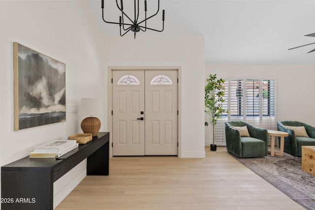 10008 E SUNNYSLOPE Lane, Scottsdale, AZ 85258
