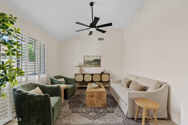 10008 E SUNNYSLOPE Lane, Scottsdale, AZ 85258