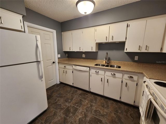 2109 SANDY HOOK, Lakeland, FL 33813