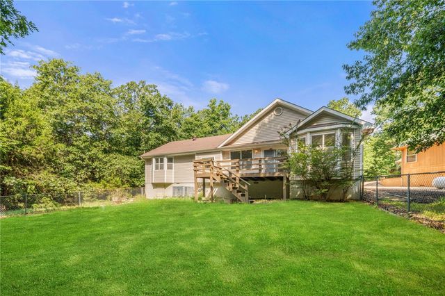 9 Wantage Lane, Bella Vista, AR 72714