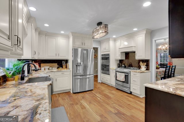 2061 Lullwater Place, Lawrenceville, GA 30043