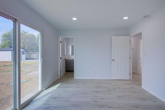 1111 Richland Ave, Modesto, CA 95351