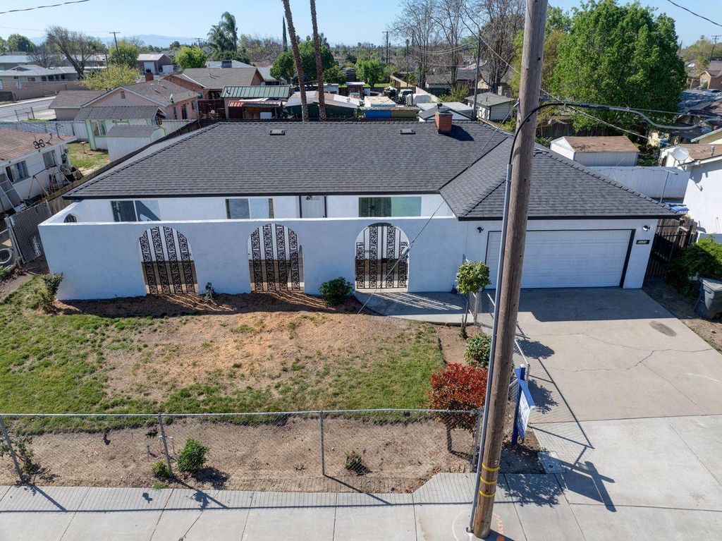 1111 Richland Ave, Modesto, CA 95351
