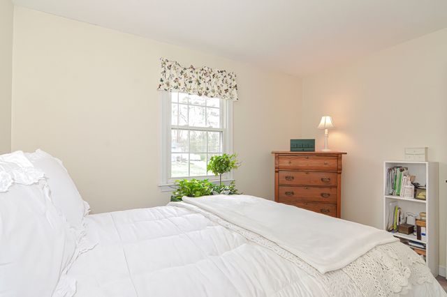 11 Kingsley Rd, Norton, MA 02766