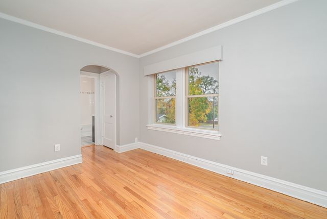 428 Park Boulevard 7, Glen Ellyn, IL 60137