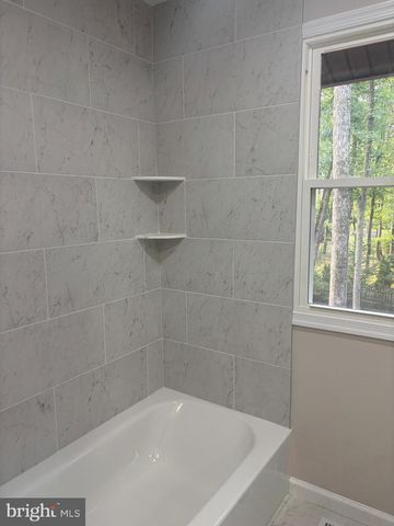 8 VILLANOVA CT, Berlin, NJ 08009
