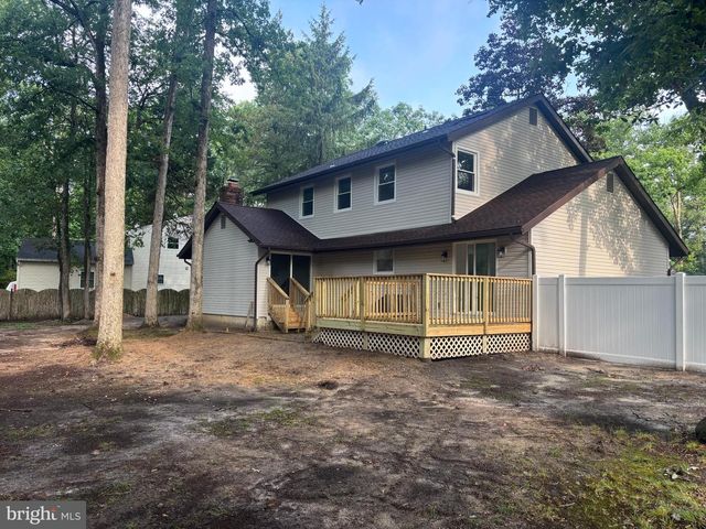 8 VILLANOVA CT, Berlin, NJ 08009