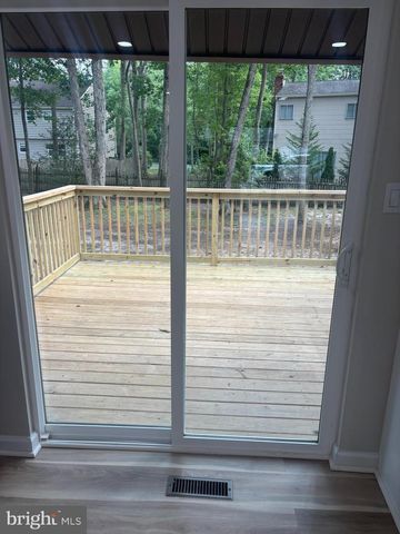 8 VILLANOVA CT, Berlin, NJ 08009