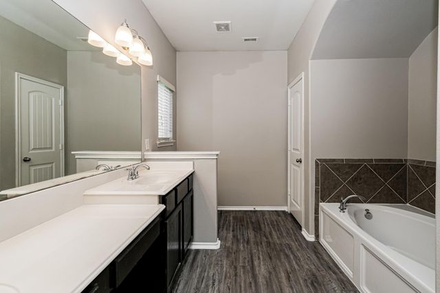 7876 Galleon Field Lane, Cypress, TX 77433