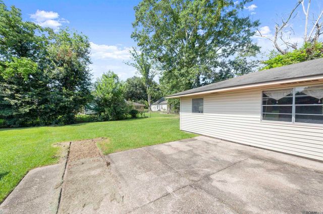 6720 Avocado Dr, Baton Rouge, LA 70812