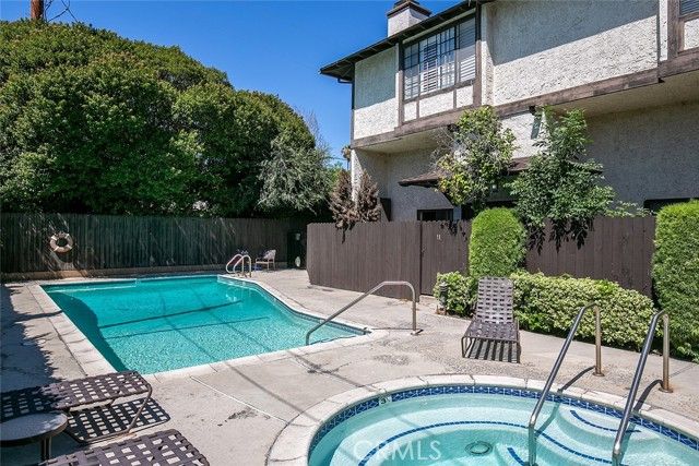 402 El Centro, South Pasadena, CA 91030
