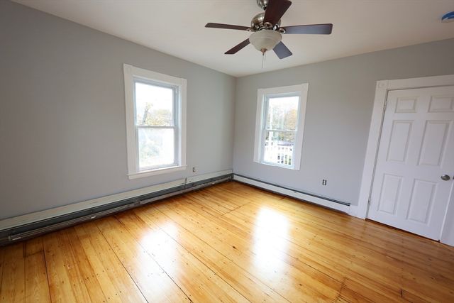 15 Warren 2, Stoneham, MA 02180