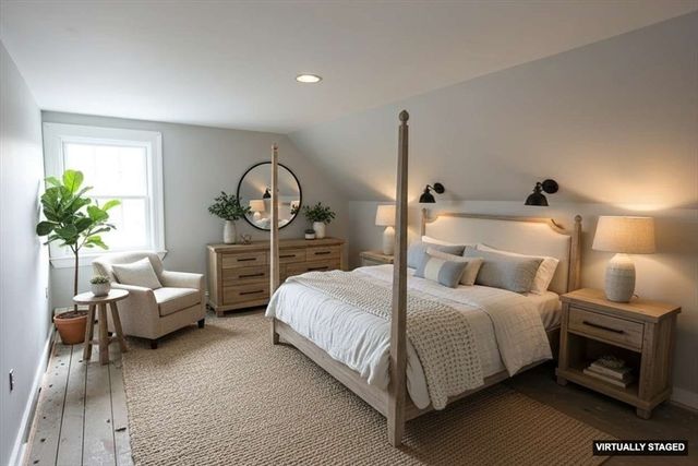 15 Warren 2, Stoneham, MA 02180