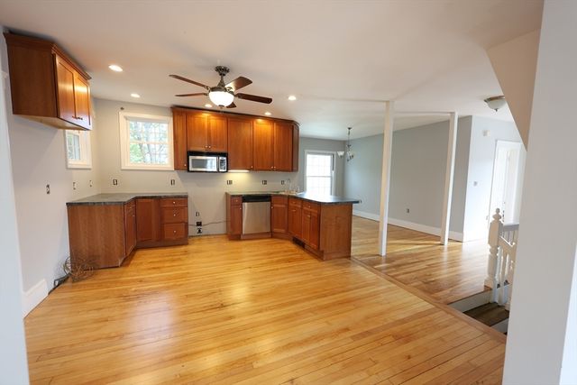 15 Warren 2, Stoneham, MA 02180