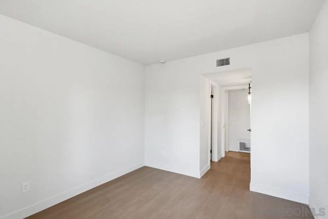 1020 E Washington Ave 107, Escondido, CA 92025