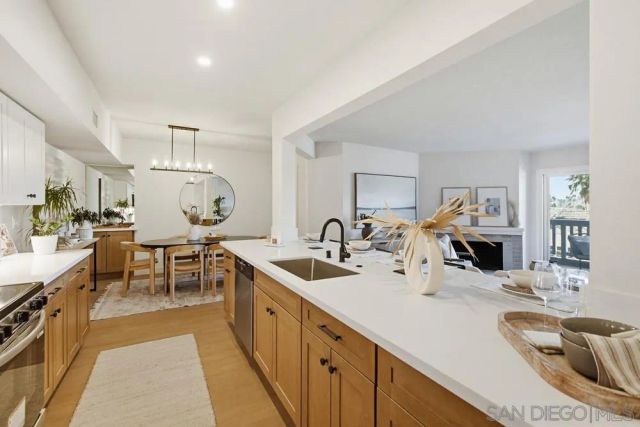 1020 E Washington Ave 107, Escondido, CA 92025