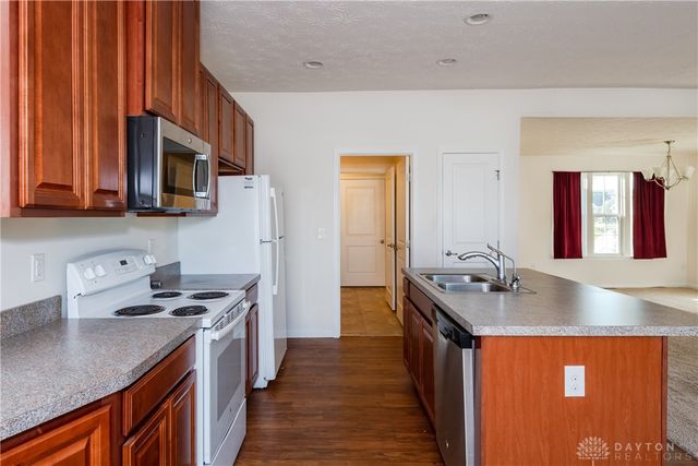 3290 Dry Run Street, Tipp City, OH 45371