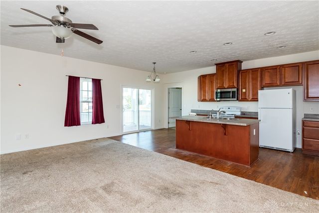 3290 Dry Run Street, Tipp City, OH 45371