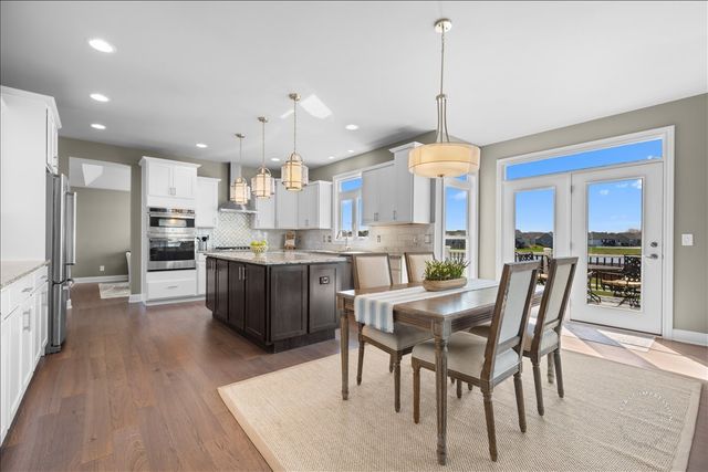39W509 Norton Lake Drive, St. Charles, IL 60175